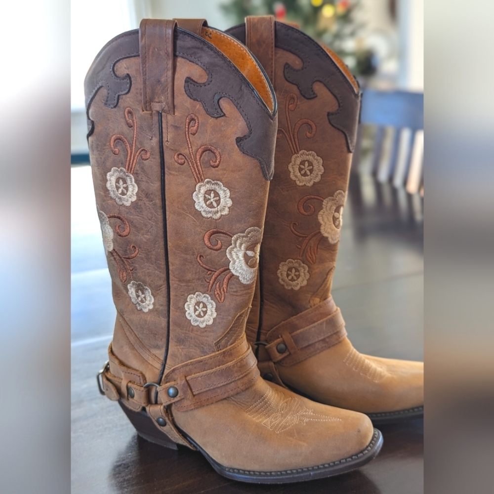 Old Corral Women's Floral Embroidered Western Leather Harness Boots Size 6